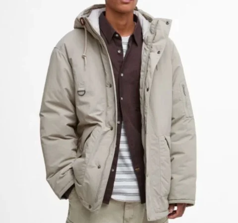La lluvia te va a acabar gustando con la oferta de El Corte Inglés en la chaqueta Barbour impermeable 17 Merca2.es La lluvia te va a acabar gustando con la oferta de El Corte Ingles en la chaqueta Barbour impermeable Merca2.es