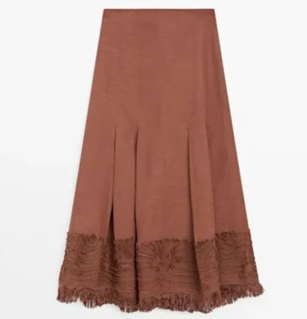 9. Midi Bohemia Falda de Massimo Dutti (129 euros)