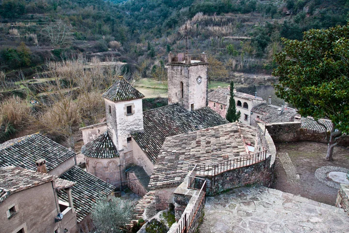 El misterio medieval que late bajo Barcelona y la cueva donde empezó todo