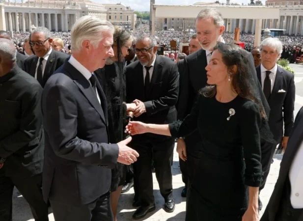 La mantilla sin peineta: otro gesto sutil de modernidad