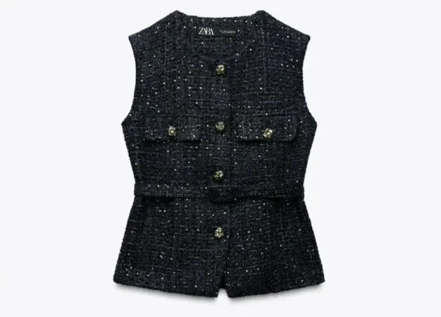 3. Chaleco con cinturón - € 49.95