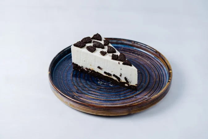 Tarta casera de galletas Oreo: Un dulce irresistible 40 Merca2.es cheesecake topped with oreo cookies Merca2.es