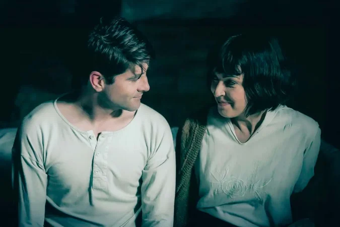 La Favorita 1922 protagoniza un giro radical en su guion 22 Merca2.es EL PESO DE UN SECRETO