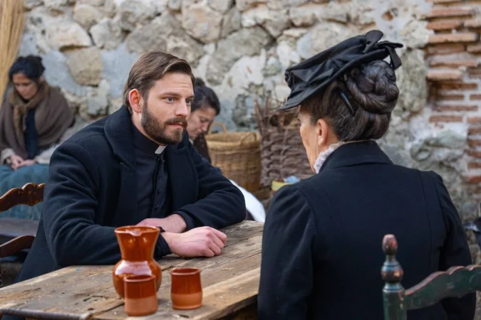 'La Promesa': Adriano y Catalina pillados 'in fraganti'