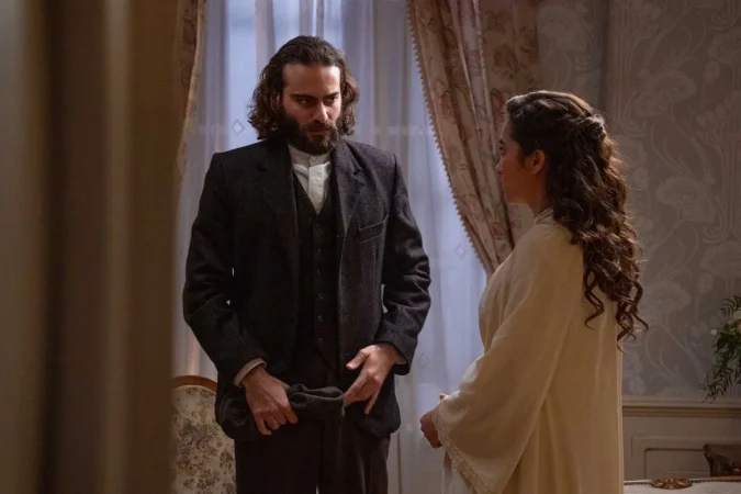 'La Promesa': Adriano hundido por la respuesta de Catalina 45 Merca2.es LO QUE SE DESMORONA EN LA PROMESA