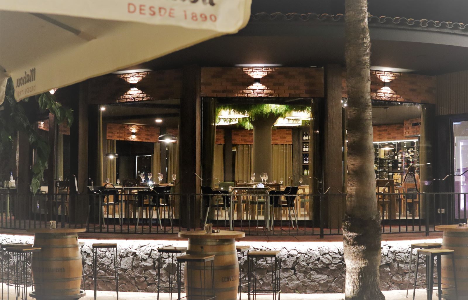 Lujo inalcanzable que bate récords: Bdevikingo crea la hamburguesa más cara del mundo y cuesta 9450€