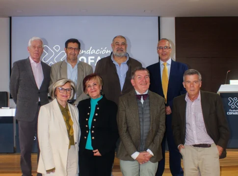 La Fundación Cofares cierra con éxito su II Feria del Libro en clave farmacéutica La Fundación Cofares cierra con éxito su II Feria del Libro en clave farmacéutica