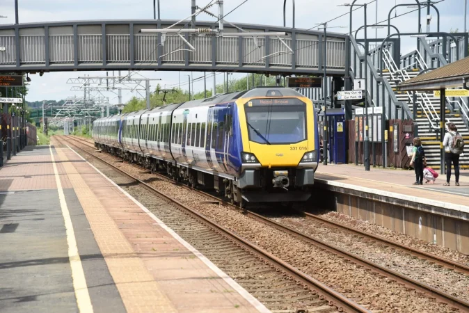 CAF Northern 331 TM10 Merca2.es