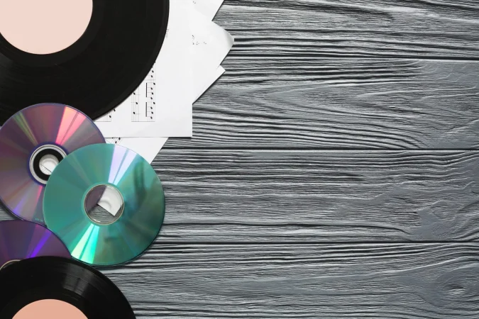 Cómo dar una valiosa nueva vida a tus viejos CD's 78 Merca2.es Usa su imaginación para darle un nuevo uso a esos CD’s que tienes guardados