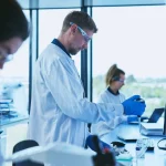 Moody's eleva el rating de Grifols a B2 y mantiene la perspectiva como positiva