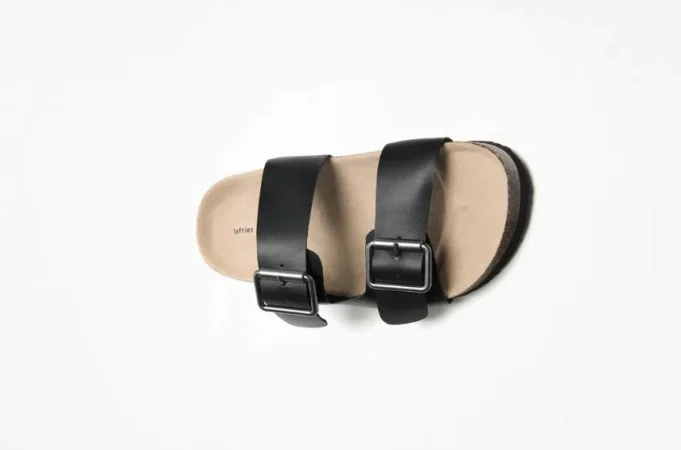 ¿Cómo combinar tus sandalias tipo Birkenstock de Lefties?