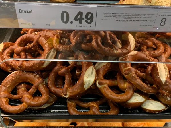 Pretzel con crema de maní: un comer crujientes e irresistible