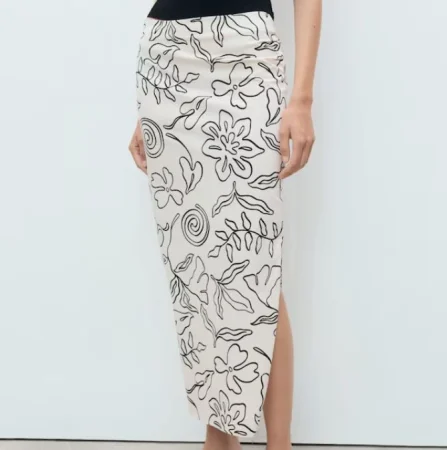 Falda de apertura: elegante y con un toque sensual