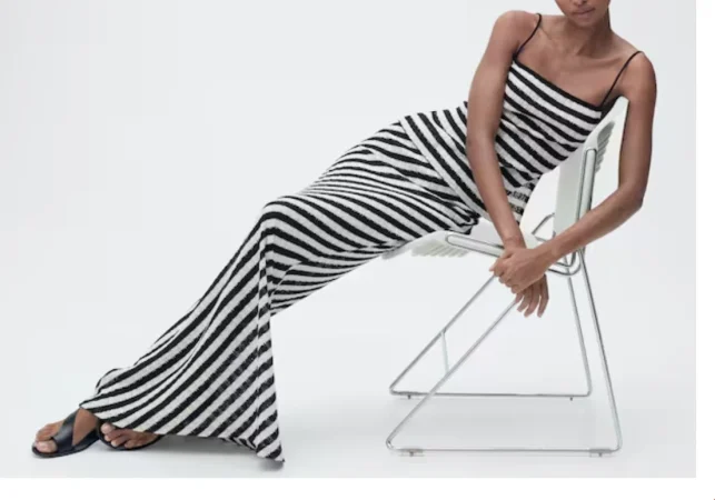 2. Vestido asimétrico de rayas: sofisticación sin perder frescura