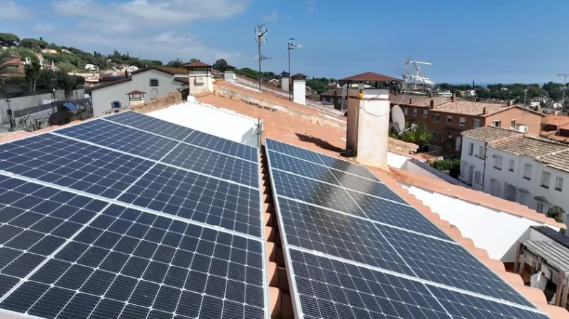 Naturgy mantiene su apuesta por el autoconsumo en hogares e industrias 1 Merca2.es Naturgy Merca2.es