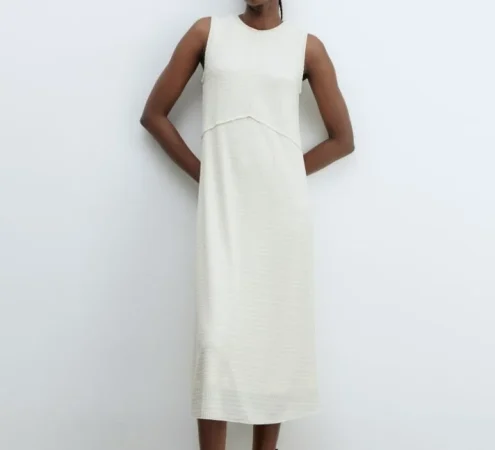 6. Vestido blanco con corte en la cintura – 21,99 €