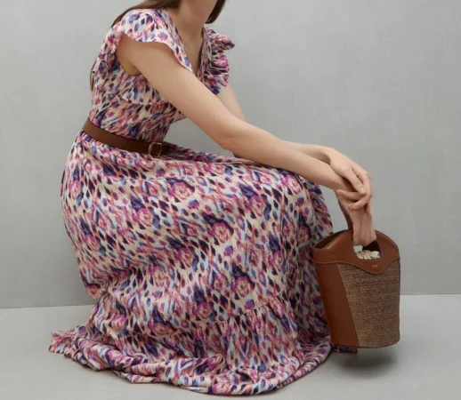 7. Vestido estilo wrap estampado – 35,99 €