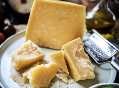 Saltan las alarmas en toda Europa por el consumo de este queso con listeria 4