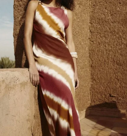 Vestido estampado con abertura lateral: para el día y la noche