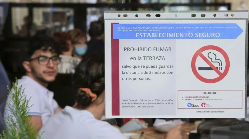 Si eres fumador o fumadora, Sanidad ya sólo te va a permitir fumar en estos pocos casos, es hora de plantearse dejarlo 32 Merca2.es Esta acción cuenta con el apoyo de la ciencia