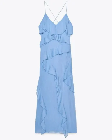 2. Azul bebé: elegancia y comodidad en una sola pieza