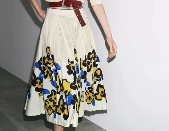 2. La falda que se inspira en la pasarela