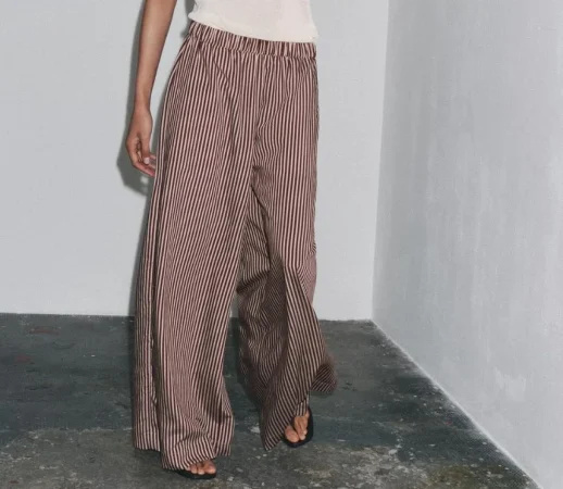 3. Pantalones a rayas de Borgoña (35,95 €)