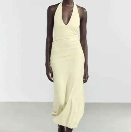 Zara tiene la solución para cualquier evento al que seas invitada, tanto de día como de noche 75 Merca2.es 3. Vestido amarillo pastel (22,95€) – REF: 3641/387/321