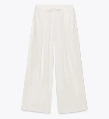 10. Pantalón con cinturilla elástica - 25,95 euros