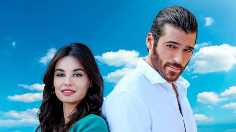 Can Yaman desata la polémica en el estreno de su nueva serie 'El Turco' 37 Merca2.es Can Yaman desata la polémica en el estreno de su nueva serie 'El Turco'
