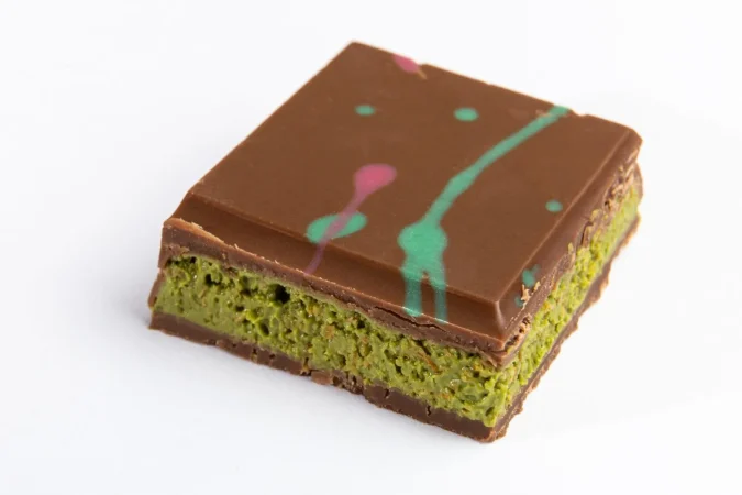 la cuna de chocolate dulce de dubai con pistacho Merca2.es