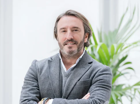 Carlos Sánchez, CEO en Be A Lion, reelegido Presidente de IAB Spain Carlos Sánchez, CEO en Be A Lion Carlos Sánchez, CEO en Be A Lion, reelegido Presidente de IAB Spain