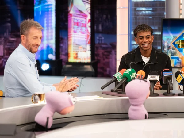 Otros invitados sobresalientes: