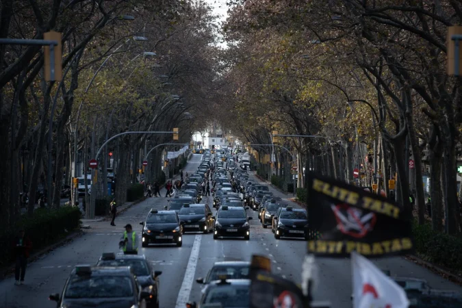 EuropaPress 4929780 centenares taxis movilizacion convocada elite taxi stac defensa tarifa Merca2.es