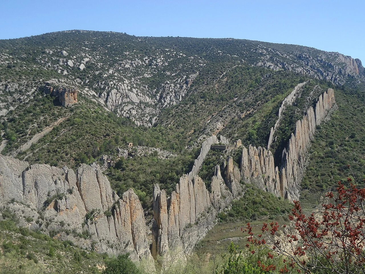 La llaman la 'Muralla China' de Huesca y es una formación rocosa espectacular que pocos conocen