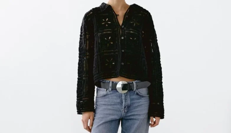 Chaqueta de punto crochet – 90 €