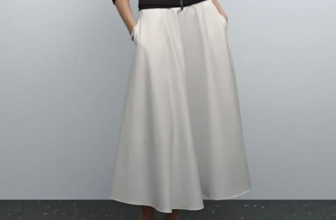 5. Falda de Popelín Midi con algodón