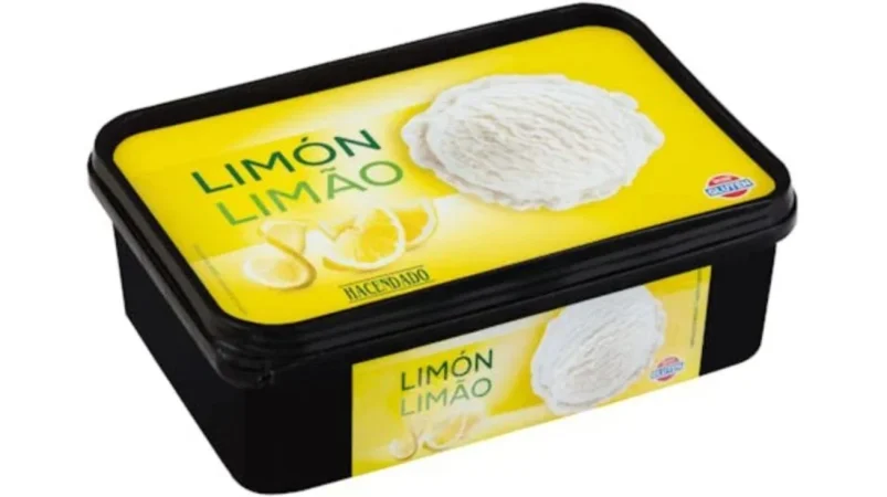 Un postre congelado fresco y revitalizante que encarna la esencia del verano