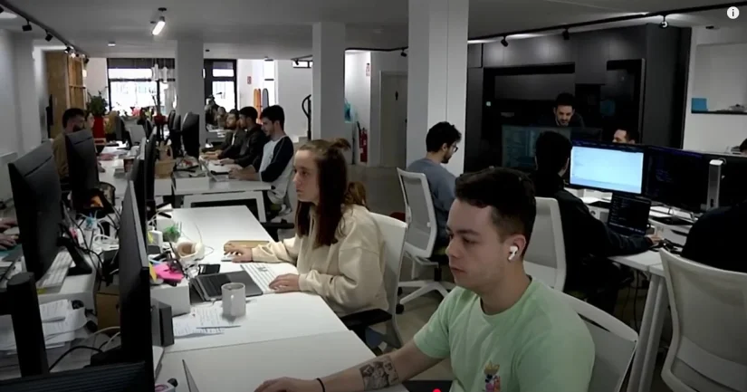 Roams se convierte en OMV con red de Movistar, Vodafone y MasOrange 2 Merca2.es Roams- instalaciones en Palencia