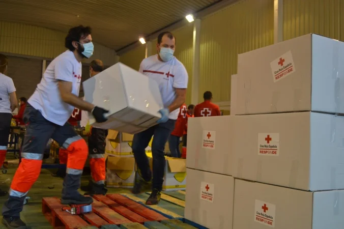 Ética en equilibrio: hasta dónde puede llegar control ciudadano sin afectar gravemente labor muy solidaria de organizaciones benéficas locales