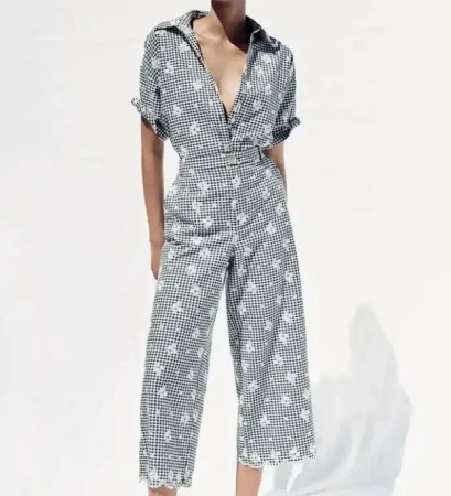 1. Set de cuadros vichy con detalles bordados