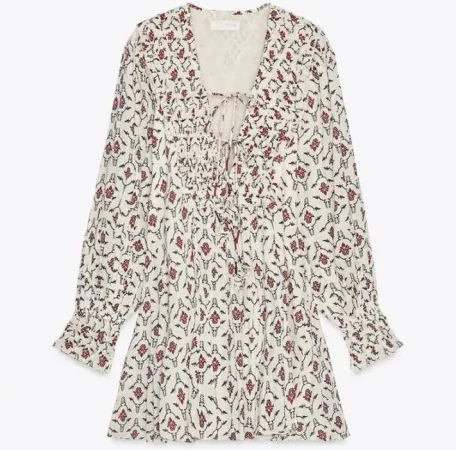 ¿Cómo combinar tus vestidos playeros para un look 10?