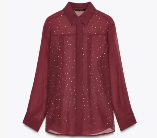 Zara tiene una magnífica colección de blusas alegres y fresquitas para que presumas de tipazo este verano 14 Merca2.es Camisa con brillos delanteros: elegancia con chispa.