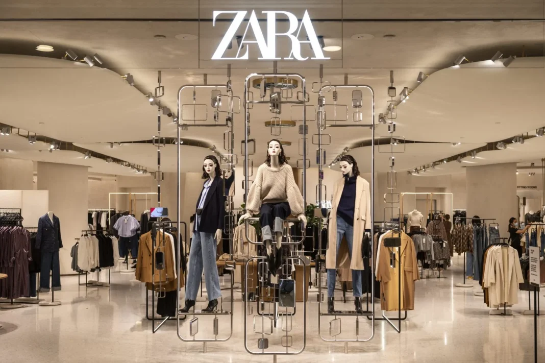 Zara tiene una magnífica colección de blusas alegres y fresquitas para que presumas de tipazo este verano