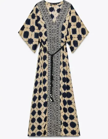 Caftán con cinturón: boho-chic con un toque deluxe