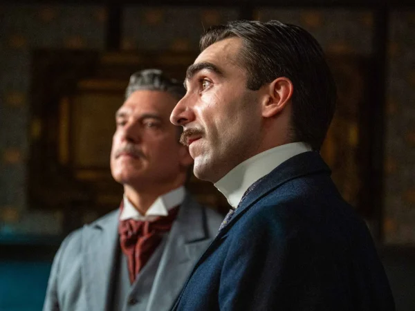 DECISIONES IRREVOCABLES Y DESTINOS TRUNCADOS