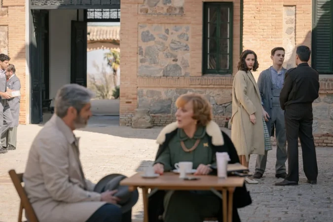 JUEGOS DE MANIPULACIÓN EN SUEÑOS DE LIBERTAD