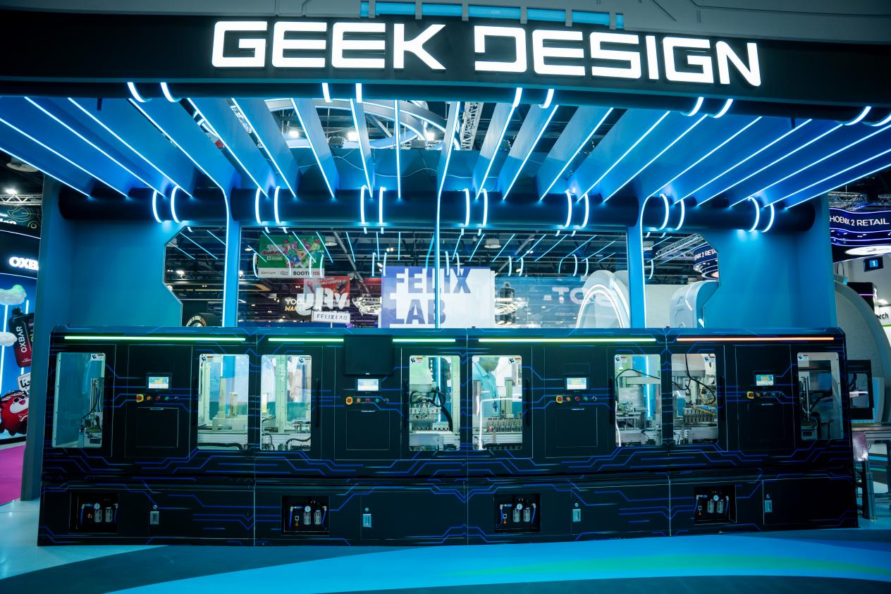 QISITECH redefine las ferias en la World Vape Show con su modelo ODM automatizado en vivo