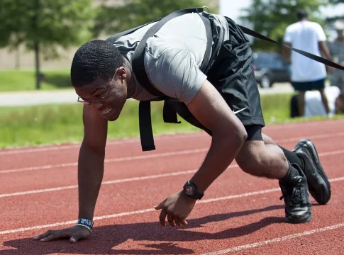 La 'caminata del oso': el ejercicio de 5 minutos que fortalece todo tu cuerpo sin necesidad de pesas La 'caminata del oso': el ejercicio de 5 minutos que fortalece todo tu cuerpo sin necesidad de pesas