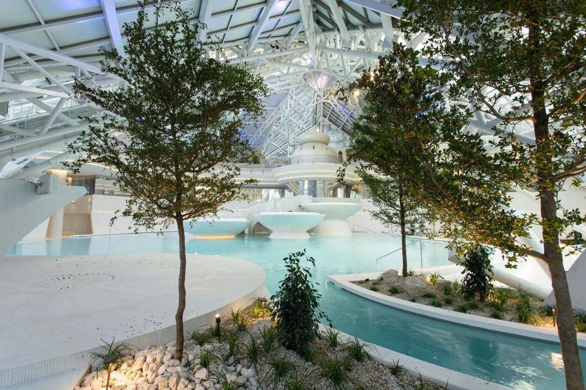 Caldea reabrirá todas sus instalaciones el 18 de julio, pero la laguna exterior seguirá en obras